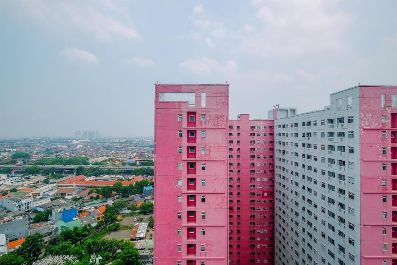 Furnished Pramuka 1br With Modern Style And View By Travelio *